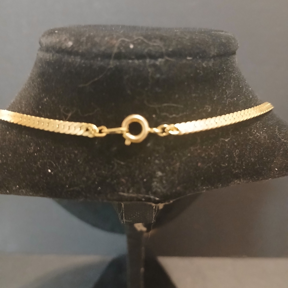 Gold tone snake chain necklace - Picture 5 of 12